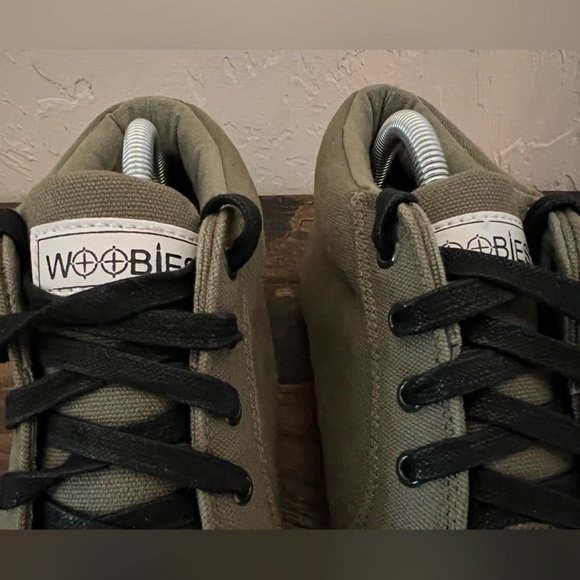 WOOBIES Men's Made In USA Canvas Army Green Mid Top Sneakers/Shoes Size US 9 - Picture 6 of 16